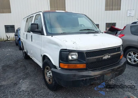 2005 Chevrolet Express из США, поврежденный, VIN 1GCFG15X351127733